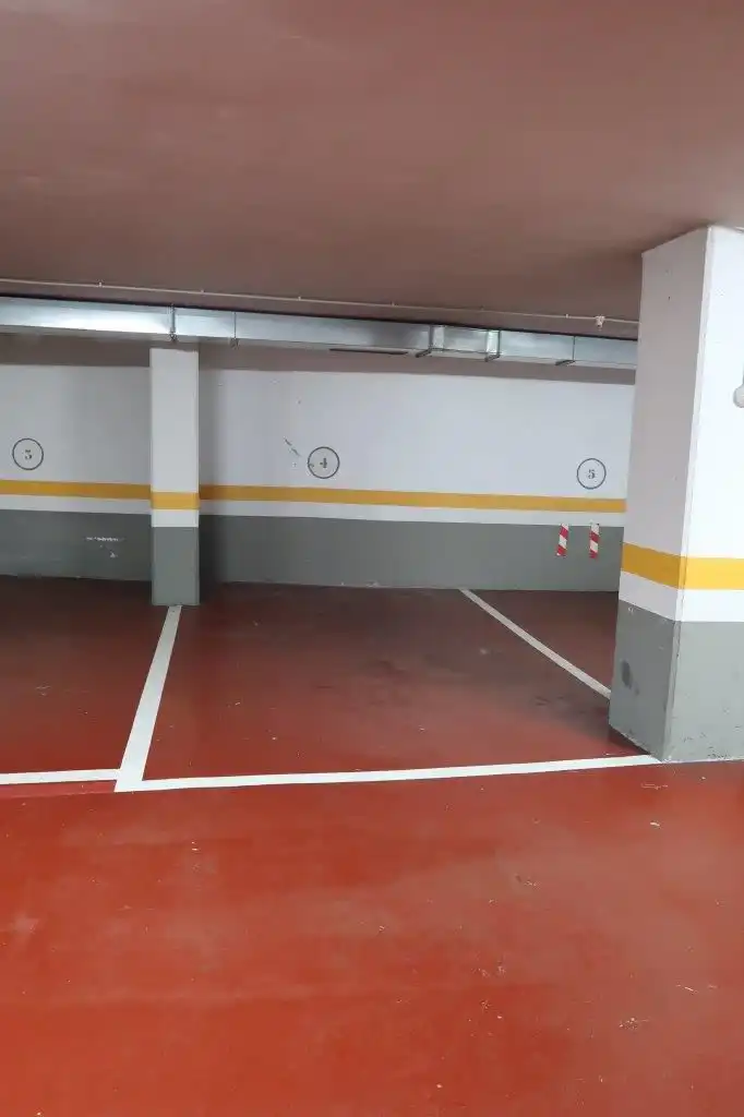 Parking of Flat for rent in A Coruña Capital   with Heating and Furnished