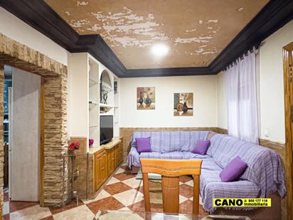 Sala d'estar de Pis en venda en  Almería Capital
