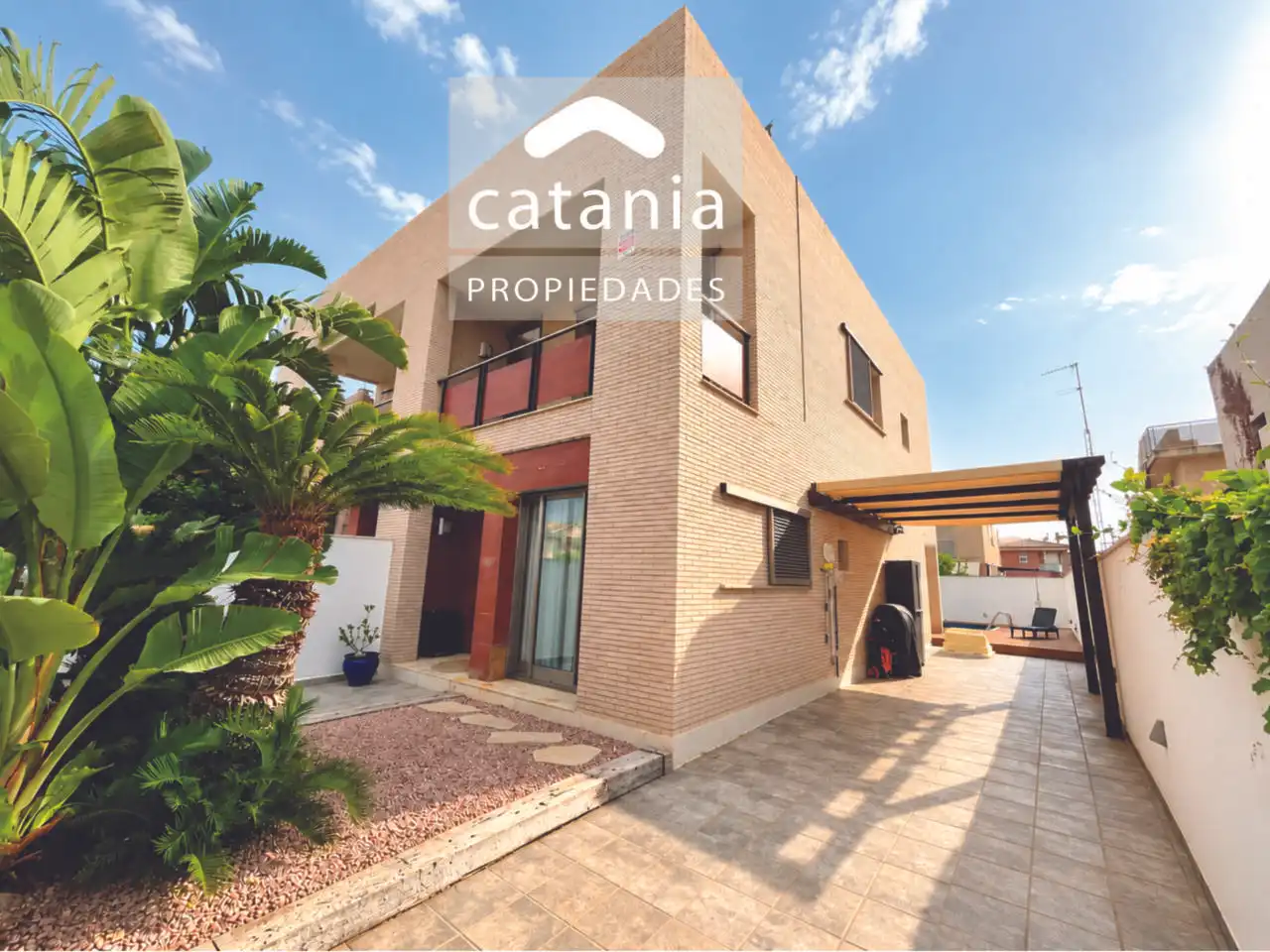 Casa bifamiliare con piscina in vendita a Vilafortuny - Cap de Sant Pere