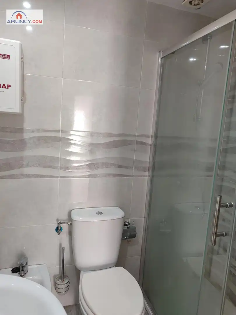 Bany de Pis de lloguer en Sevilla amb Aire condicionat, Calefacció i Terrassa