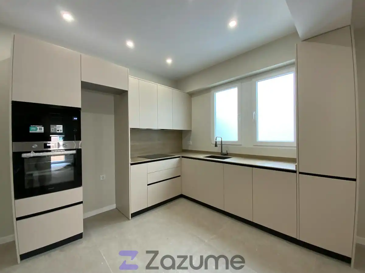 Flat with terrace to rent in Carrer de Pere Aleixandre, imagen 4