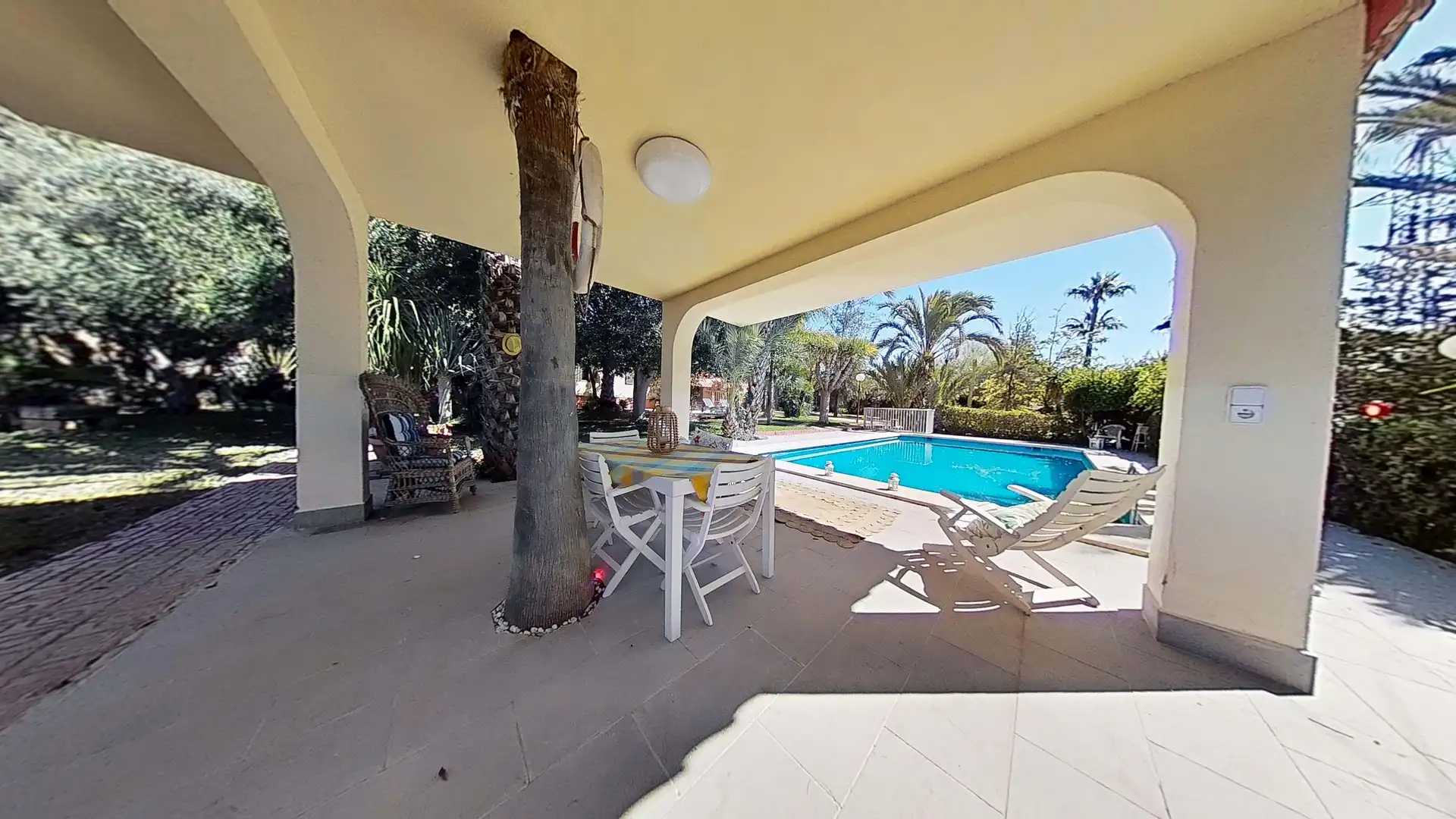 Jardí de Casa o xalet en venda en Elche / Elx amb Aire condicionat, Calefacció i Terrassa