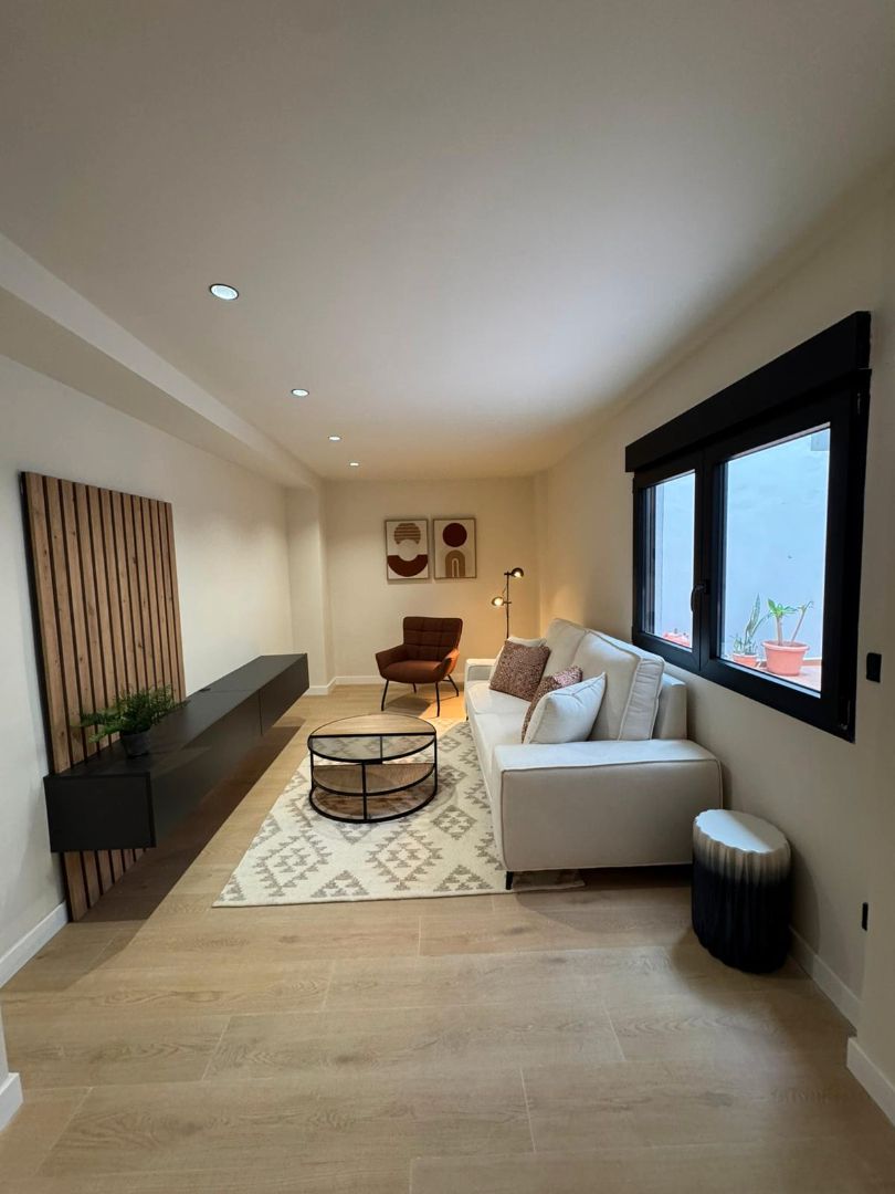 Living room of Flat for sale in Gandia  with Terrace, Furnished and Oven