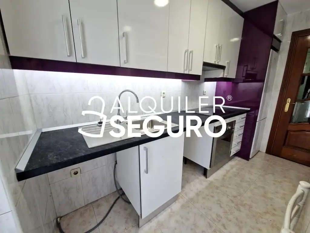 Cocina de Piso de alquiler en Humanes de Madrid con Aire acondicionado, Calefacción y Terraza