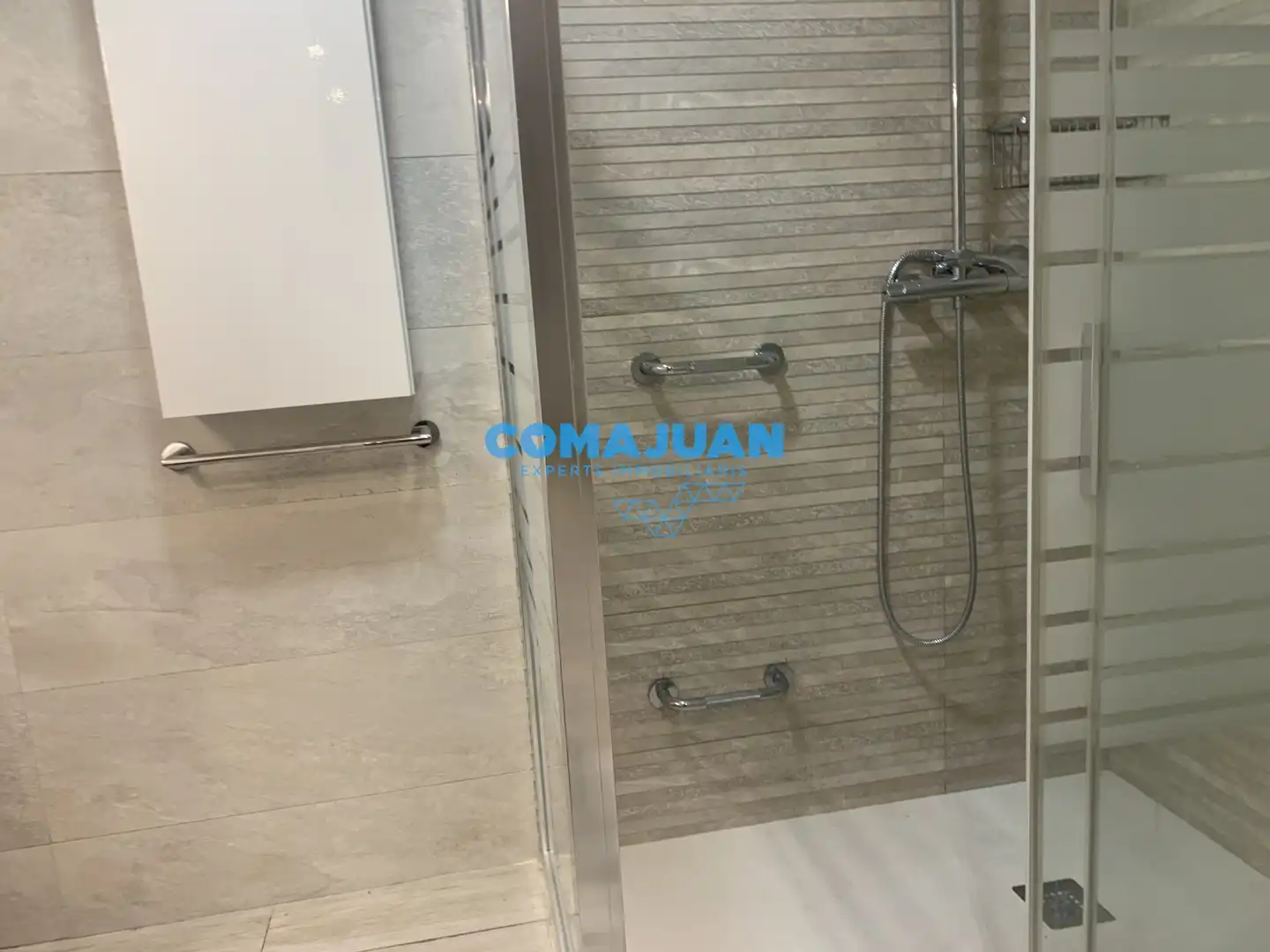 Baño de Piso en venta en Mataró con Aire acondicionado, Calefacción y Trastero