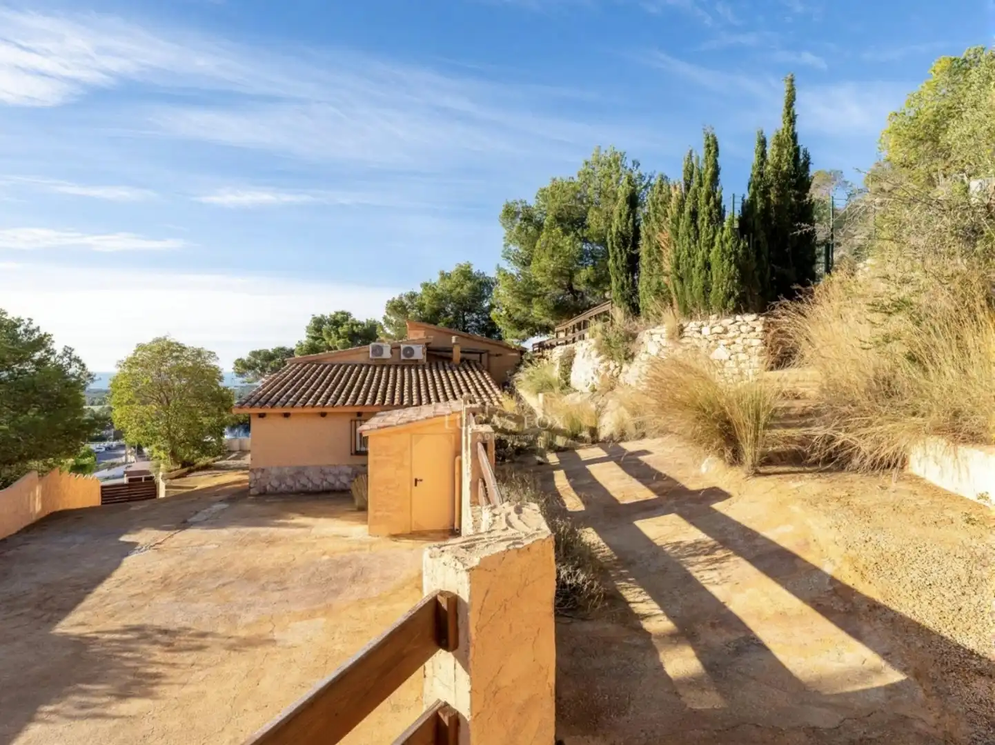 Vista exterior de Casa o chalet en venta en Roda de Berà con Aire acondicionado, Calefacción y Jardín privado