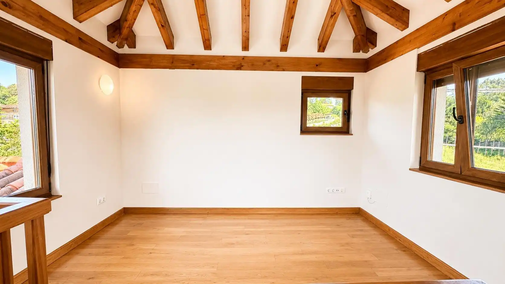 Sala de estar de Casa o chalet en venta en Ruiloba con Calefacción, Jardín privado y Balcón