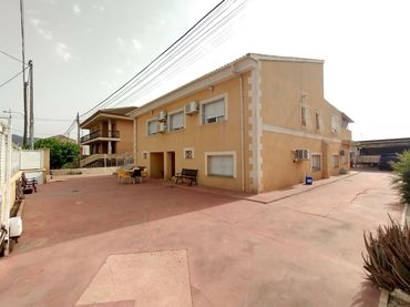 Xalet amb balcó en venda a Pedanías Este