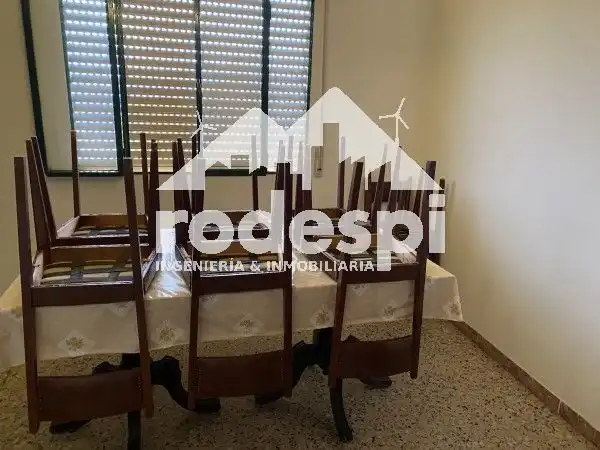 Menjador de Casa o xalet en venda en A Cañiza   amb Traster i Moblat