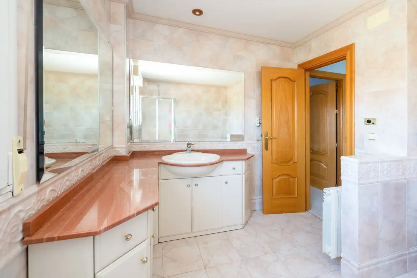 Detached house with terrace for sale in Calle ABEDUL, imagen 36