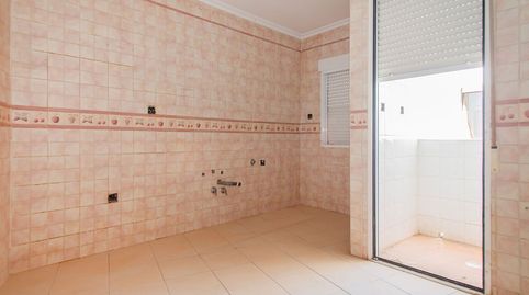 Foto 5 de Piso en venta en Calle Julio Burell, 107, San Gonzalo, Linares