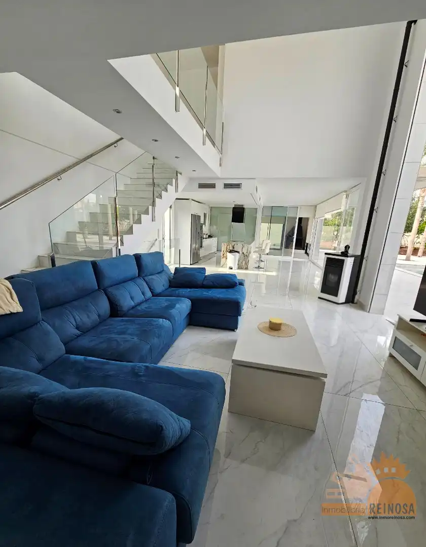 Sala de estar de Casa o chalet en venta en Molina de Segura con Aire acondicionado, Jardín privado y Terraza