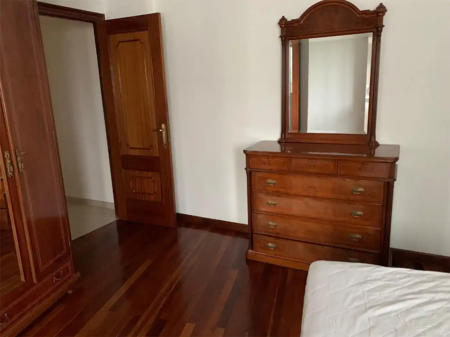 Dormitori de Pis en venda en Chantada amb Parquet, Traster i Moblat