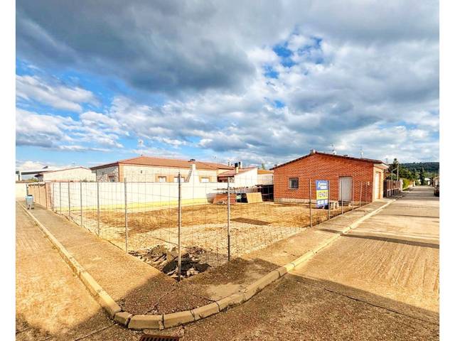 Terreno residencial en Venta en N/A en Olivares de Duero