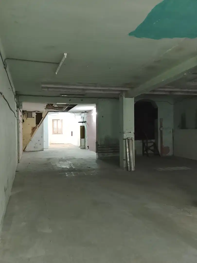 Commercial properties for rent in Centre