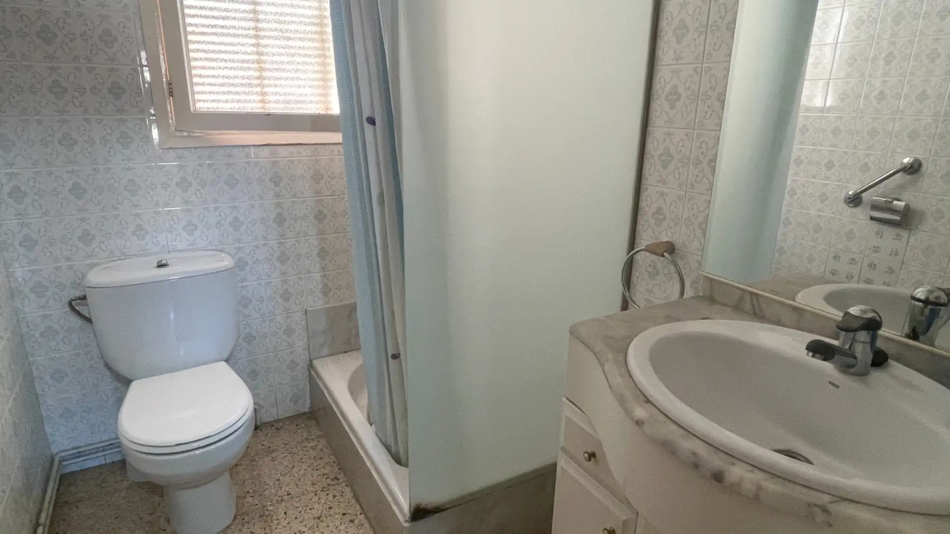 Baño de Casa adosada en venta en Olot, Girona