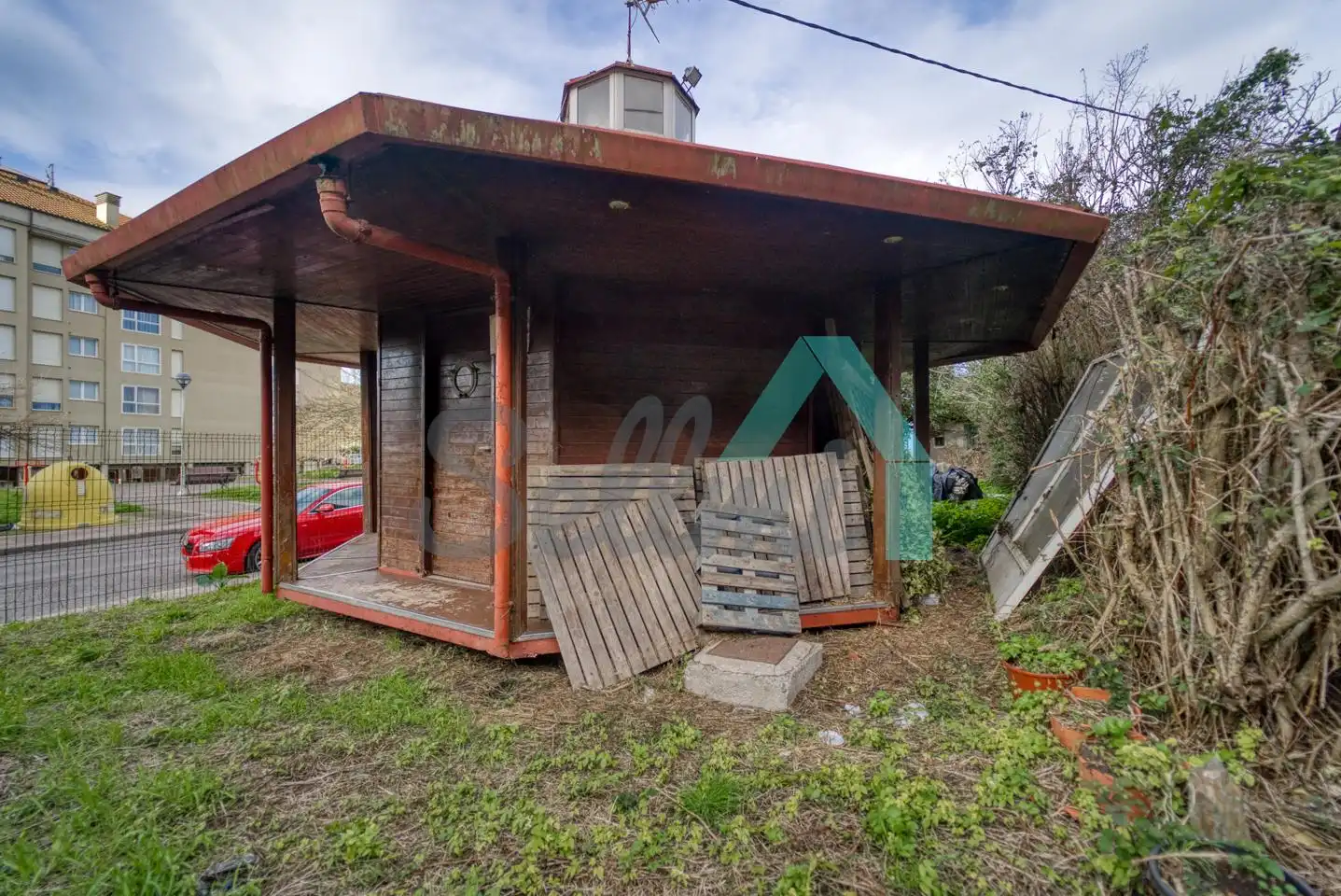 Vista exterior de Casa o xalet en venda en Soto del Barco amb Jardí privat