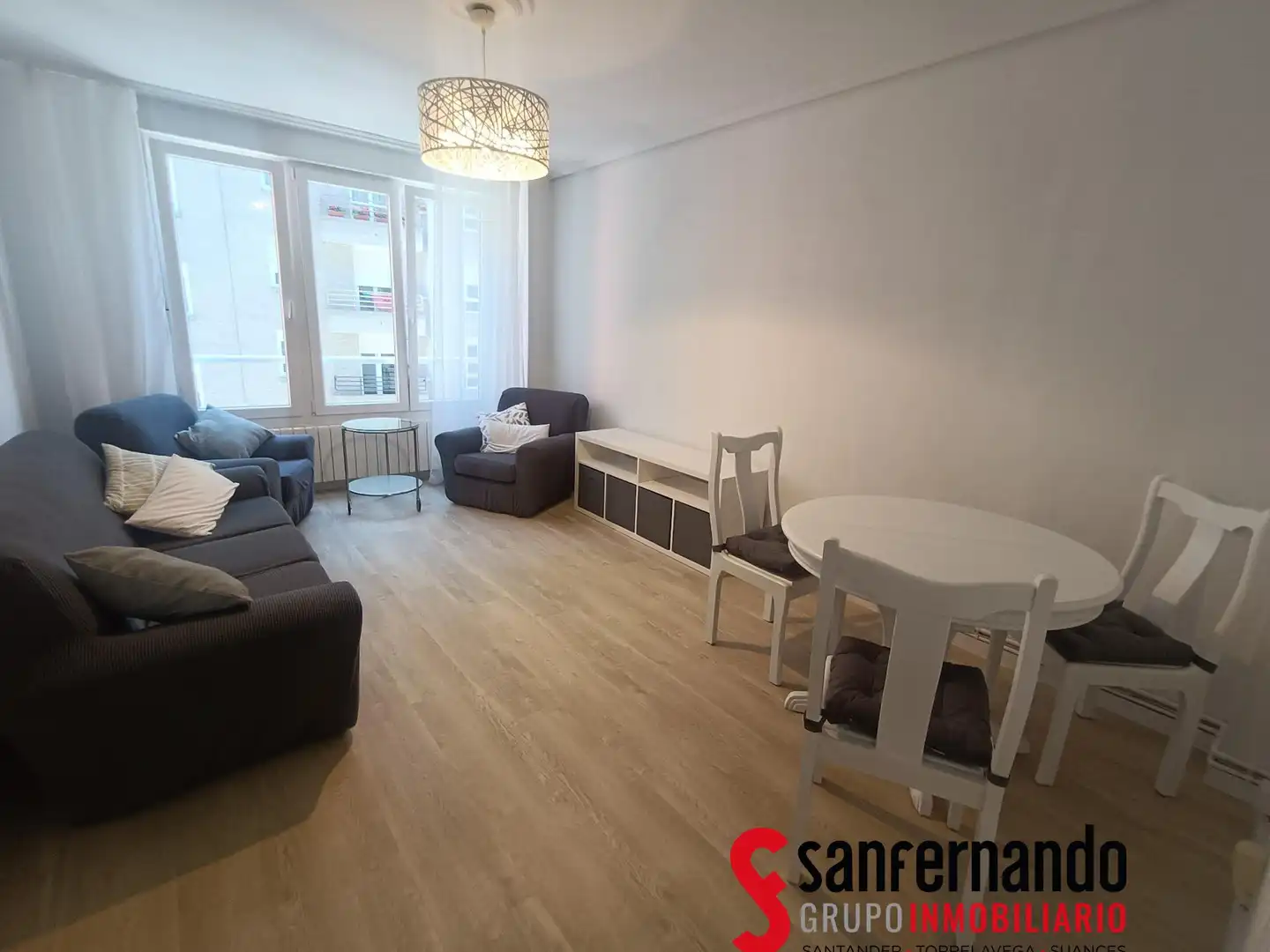 Wohnzimmer von Wohnung zur Miete in Santander mit Heizung und Möbliert