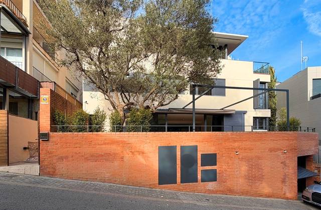 Casa-chalet en Alquiler en Carrer de la Capella de Can Caralleu en Sarrià