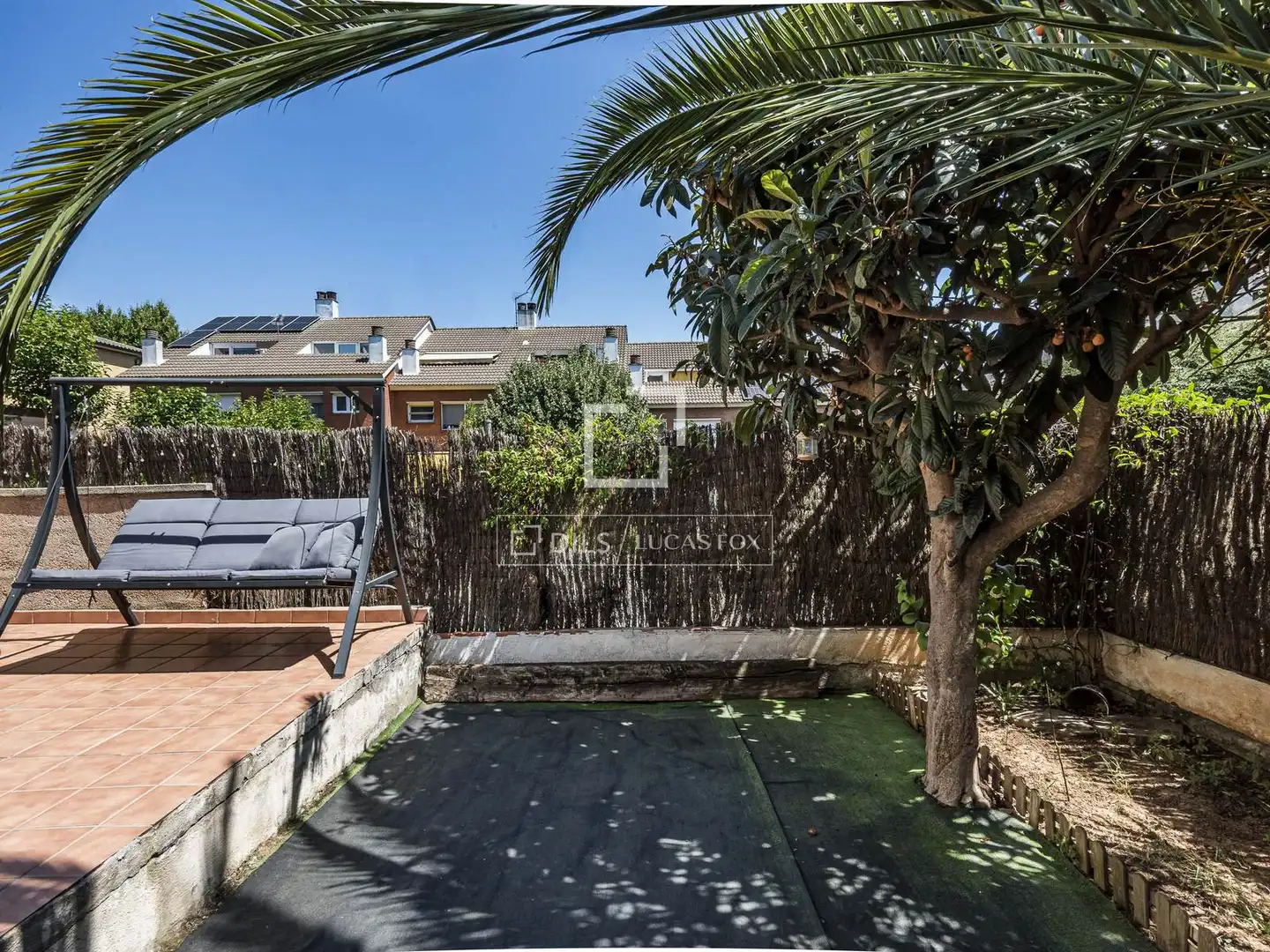 Vista exterior de Casa o xalet en venda en Sant Cugat del Vallès amb Aire condicionat, Calefacció i Jardí privat