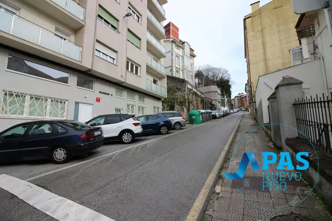 Außenansicht von Geschaftsraum zum Verkauf in Santander