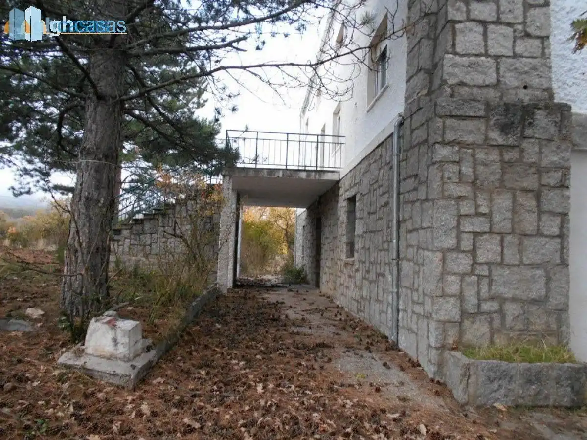 Vista exterior de Casa o chalet en venta en Becedas