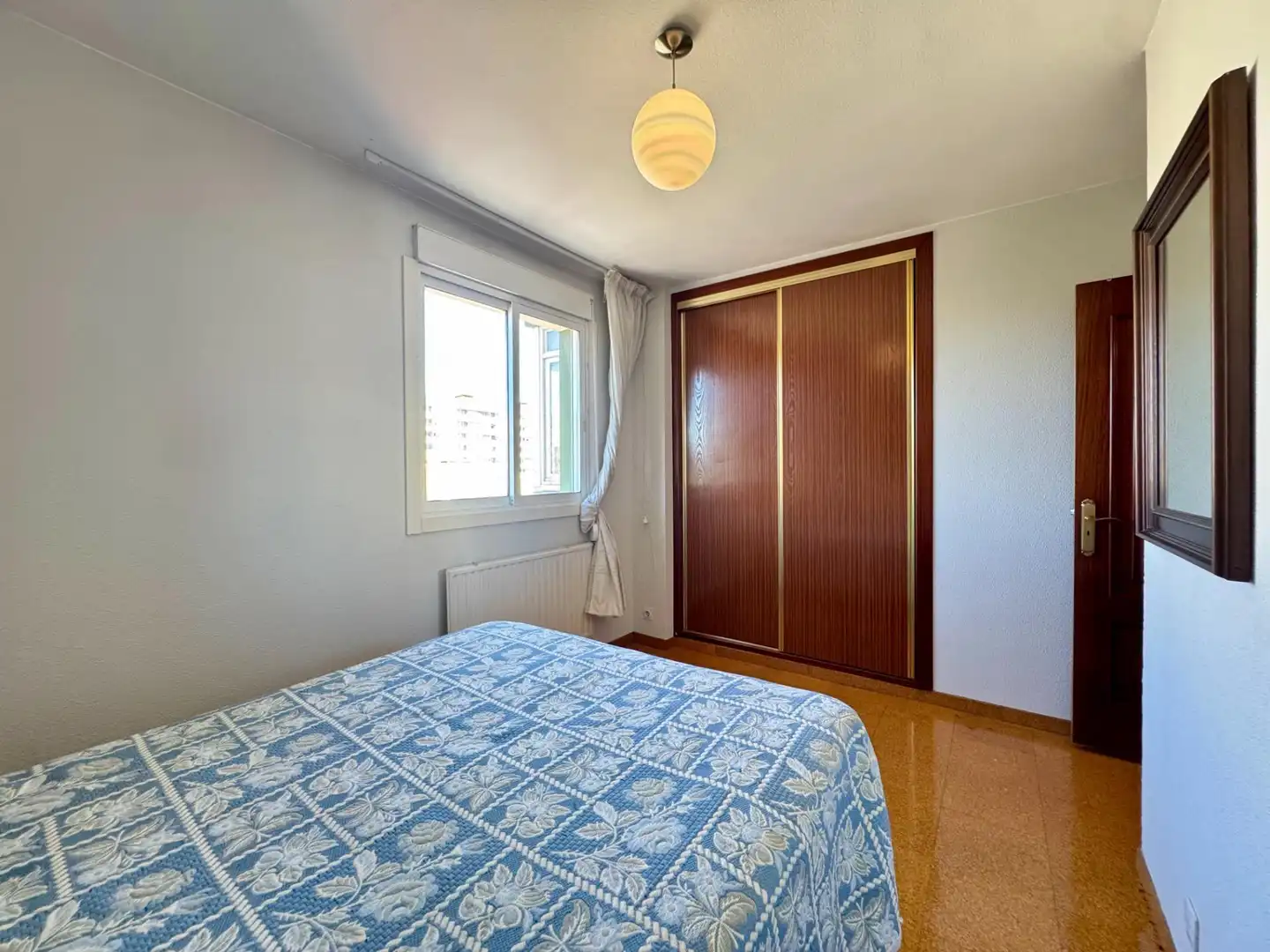 Habitación de Piso en venta en Vigo  con Calefacción y Trastero