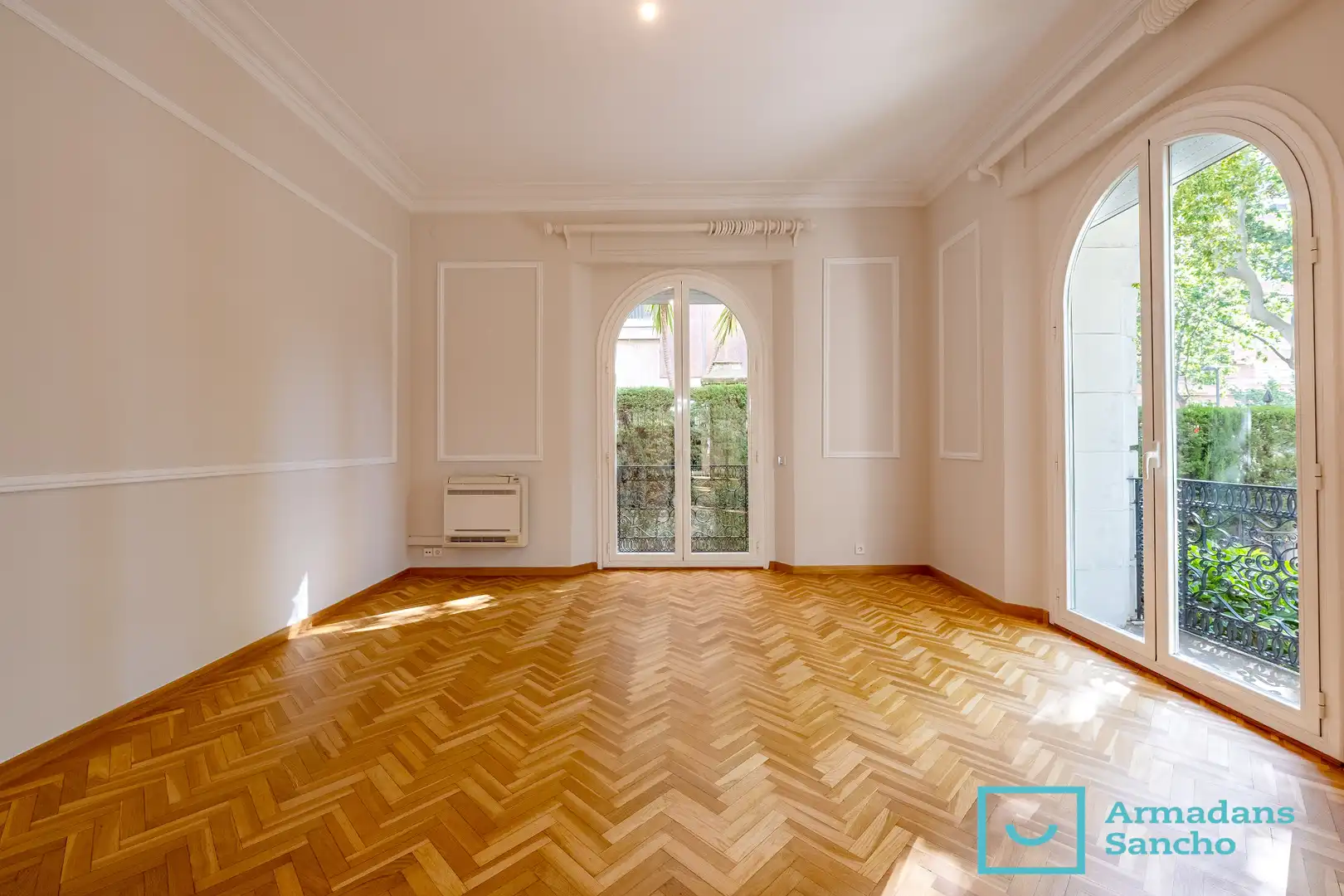 Living room of Ground floor for rent in Barcelona  with Private garden and Oven