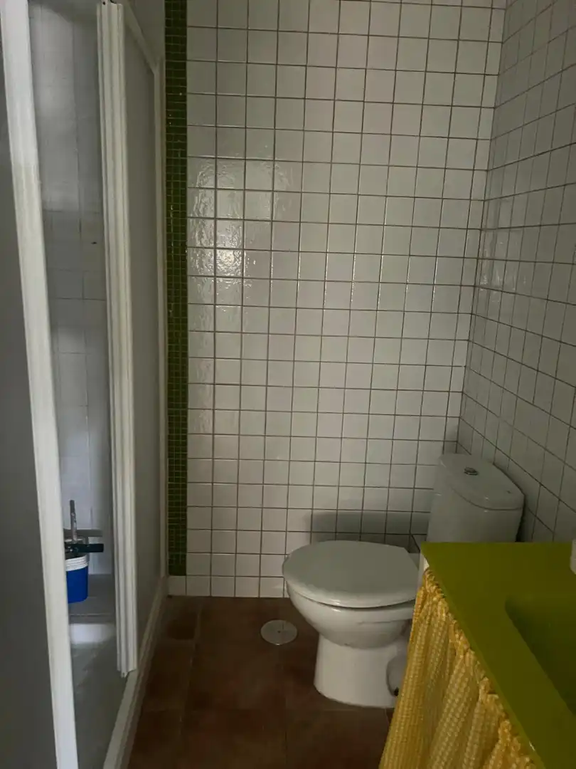 Baño de Piso de alquiler en Ronda con Amueblado