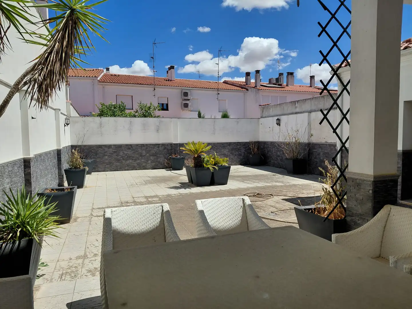 Terrassa de Casa adosada en venda en Fuente de Cantos amb Aire condicionat, Calefacció i Jardí privat