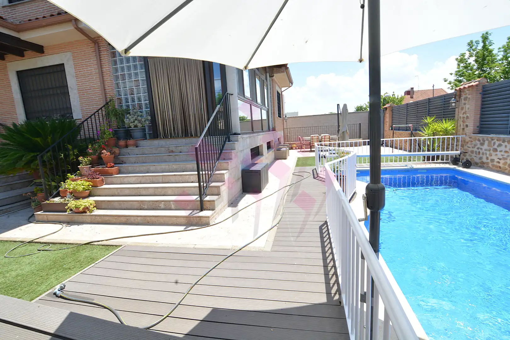 Terrassa de Casa o xalet en venda en Ciudad Real amb Aire condicionat, Calefacció i Jardí privat