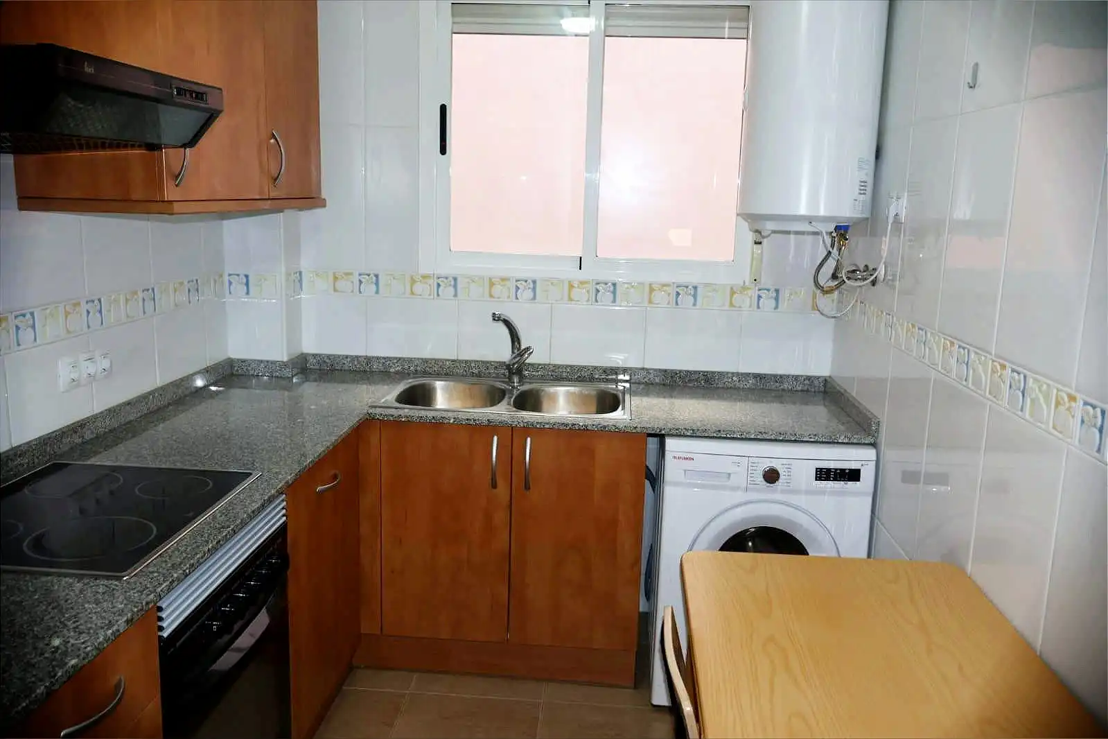 Küche von Wohnung zum Verkauf in Vall d'Alba mit Abstellraum und Möbliert