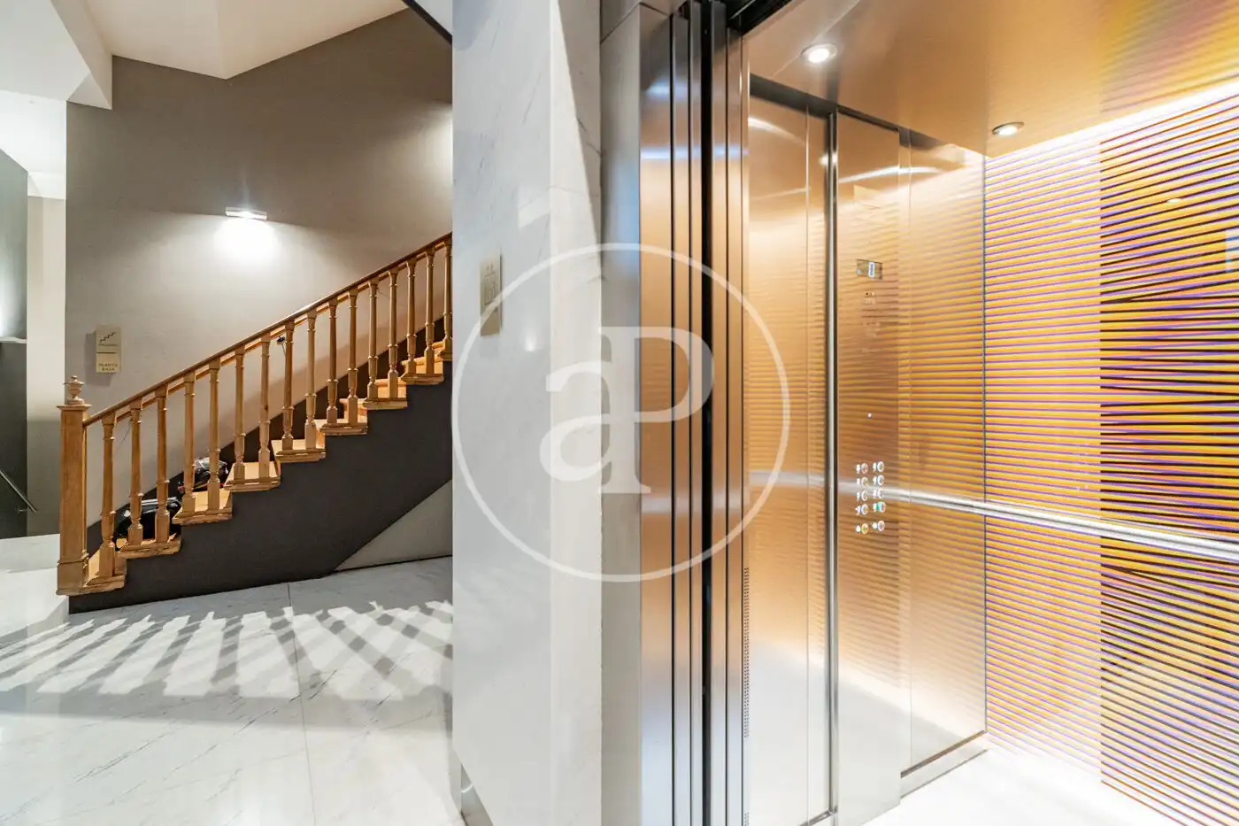 Piso en venta en Madrid con Aire acondicionado, Calefacción y Jardín privado