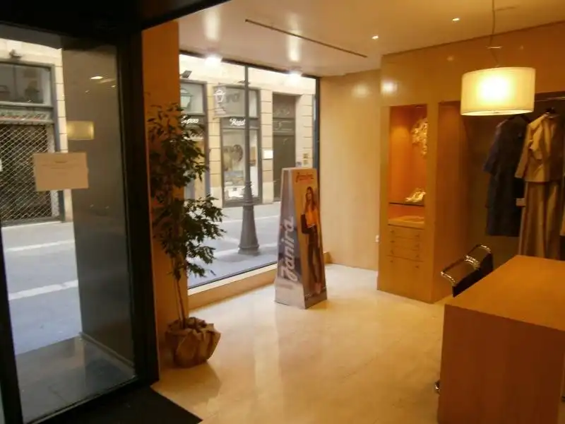 Business premises to rent in Casco Antiguo