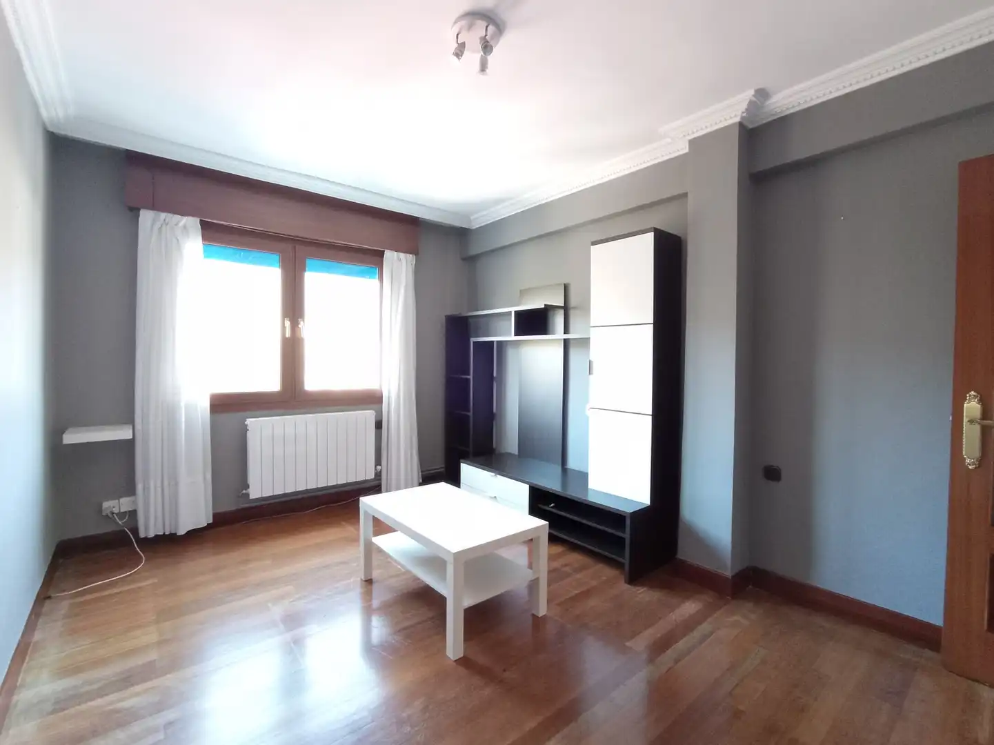 Living room of Flat for sale in Etxebarri  with Heating, Terrace and Storage room