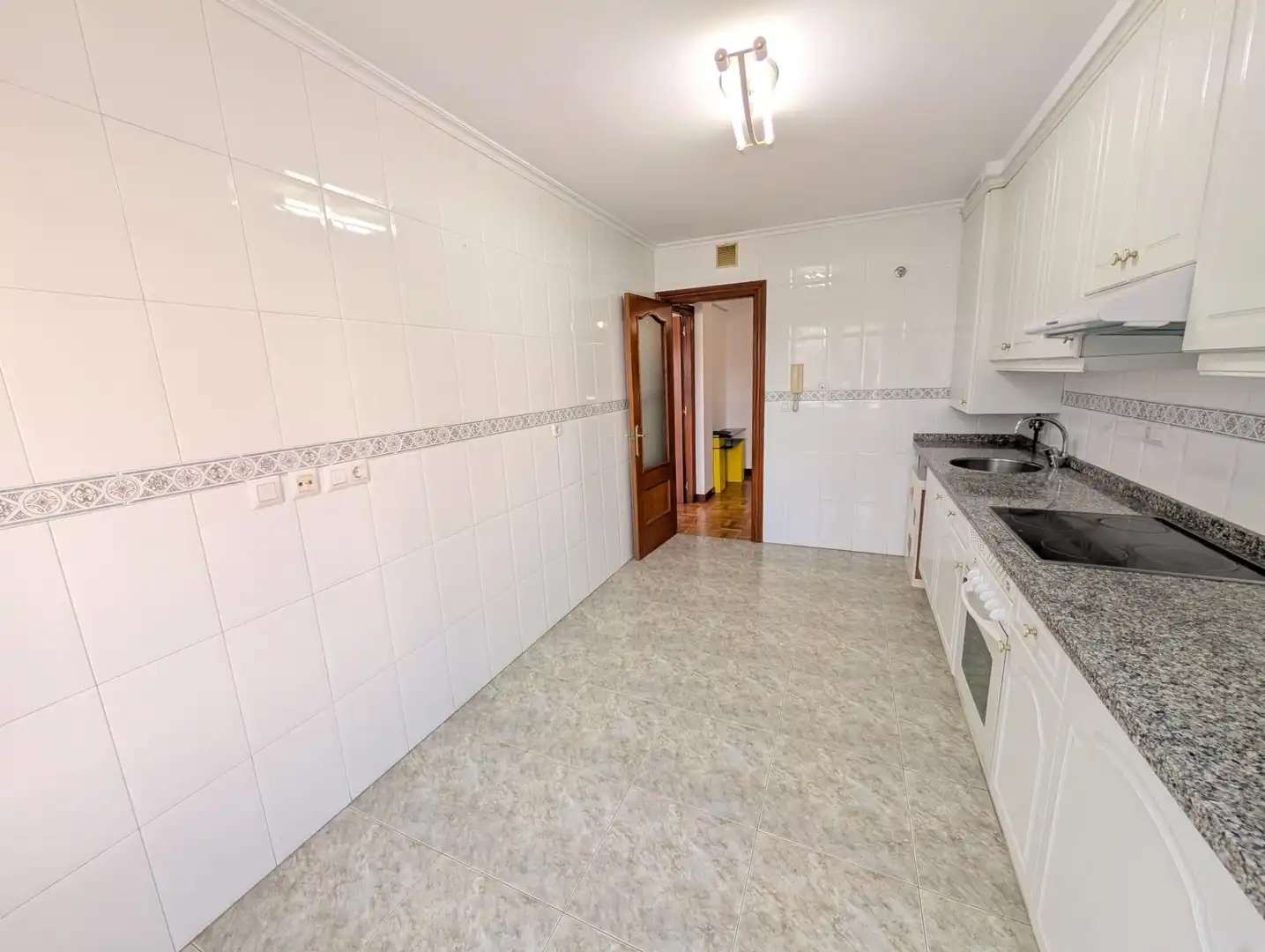 Appartamento con ascensore in vendita a Calle IGNACIO HERRERO GARRALDA 13, imagen 2