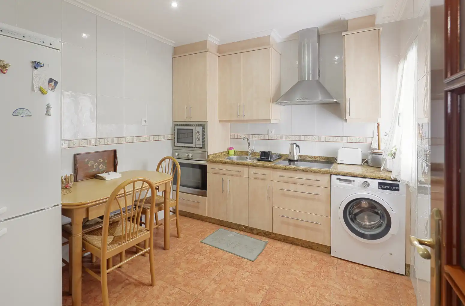 Küche von Wohnung zum Verkauf in Gijón  mit Heizung und Möbliert