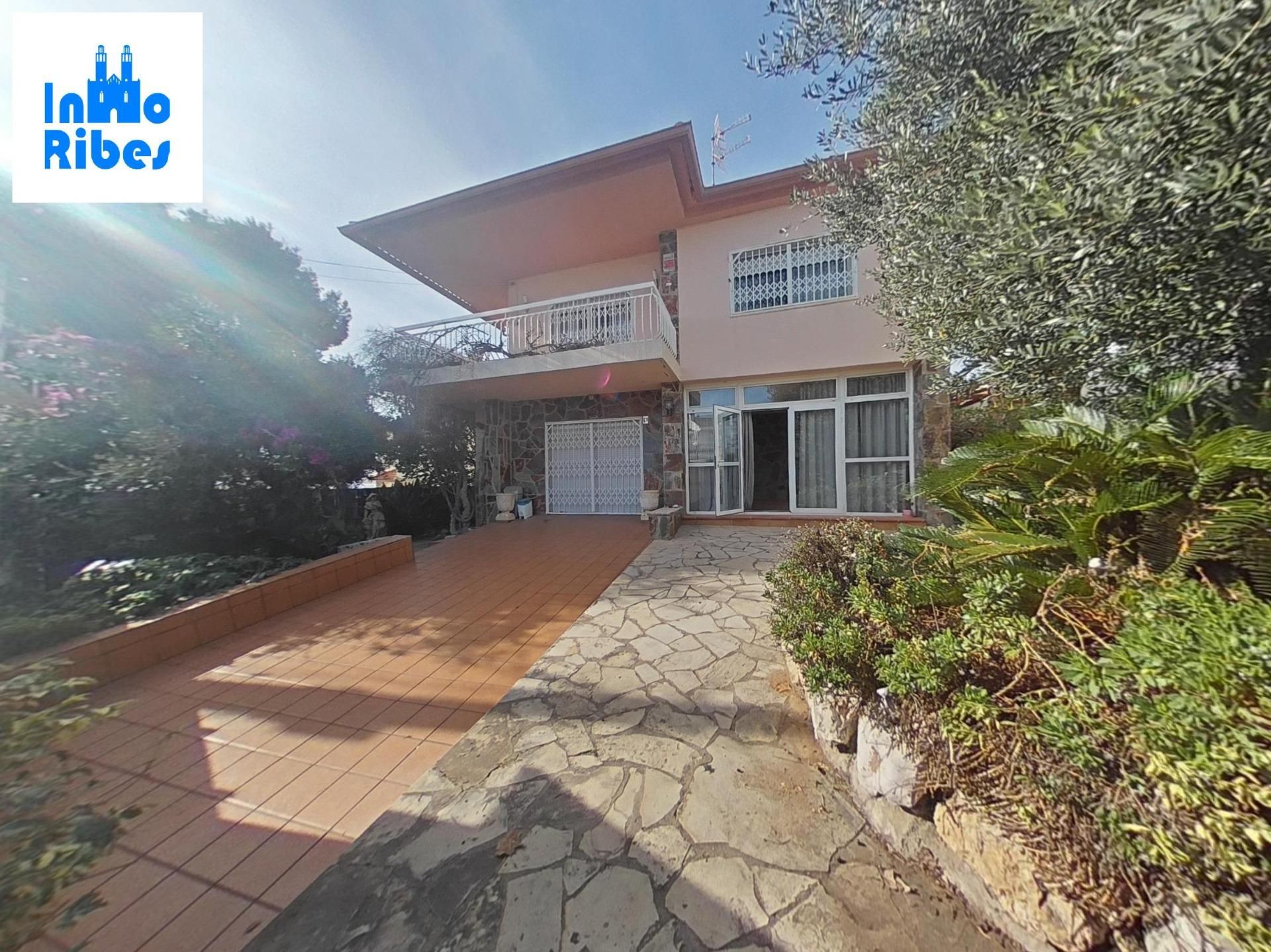 Exterior view of House or chalet for sale in Calafell  with Air Conditioner, Heating and Private garden