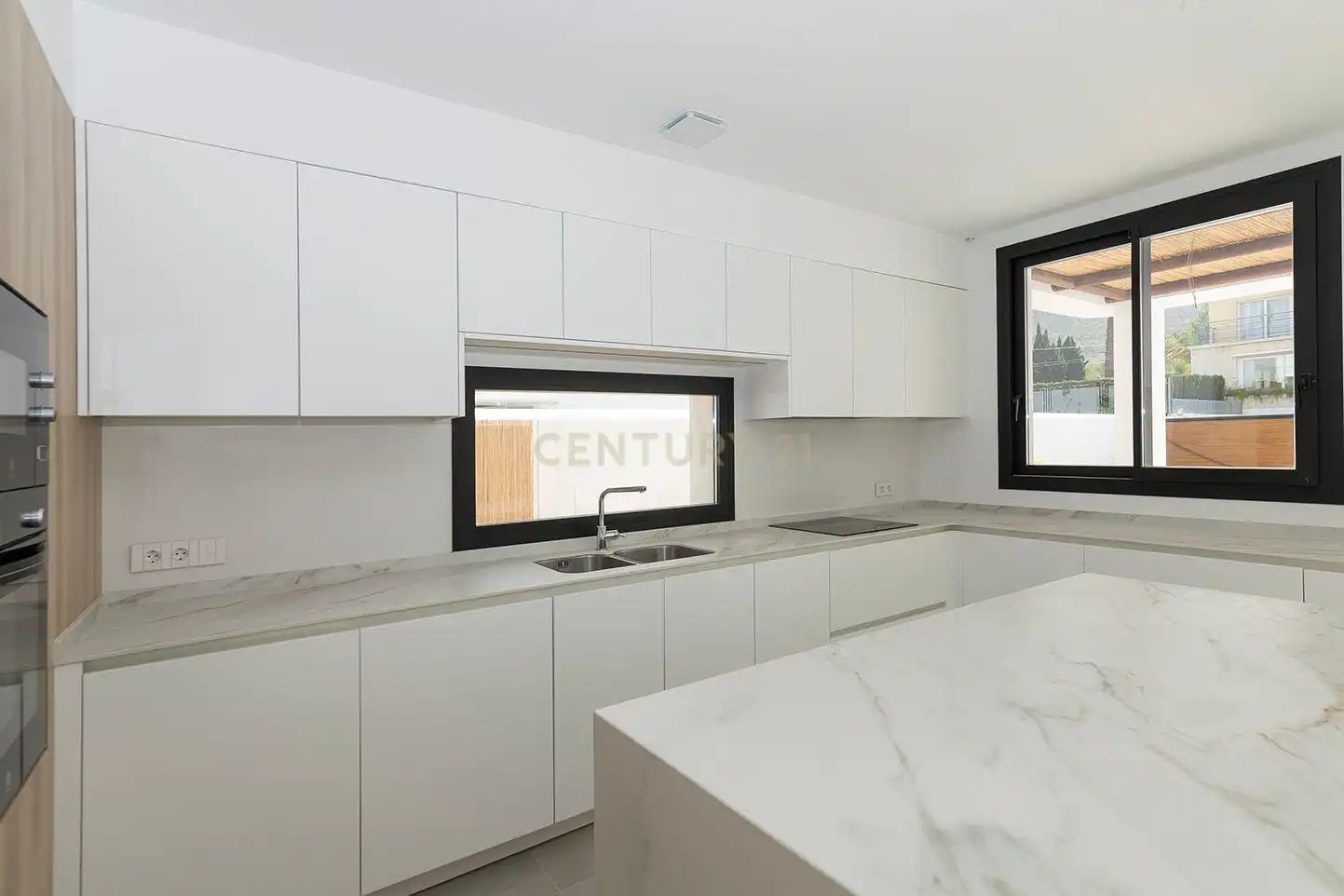 House for sale in Calle Albatros, Calle Morena y Calle Dolfi 2, imagen 17