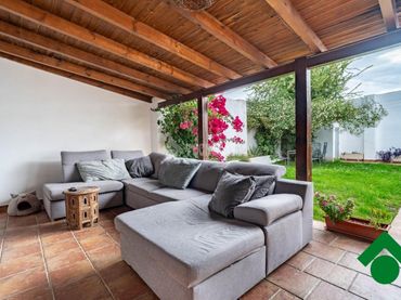 Casa con balcone in vendita a Ambroz