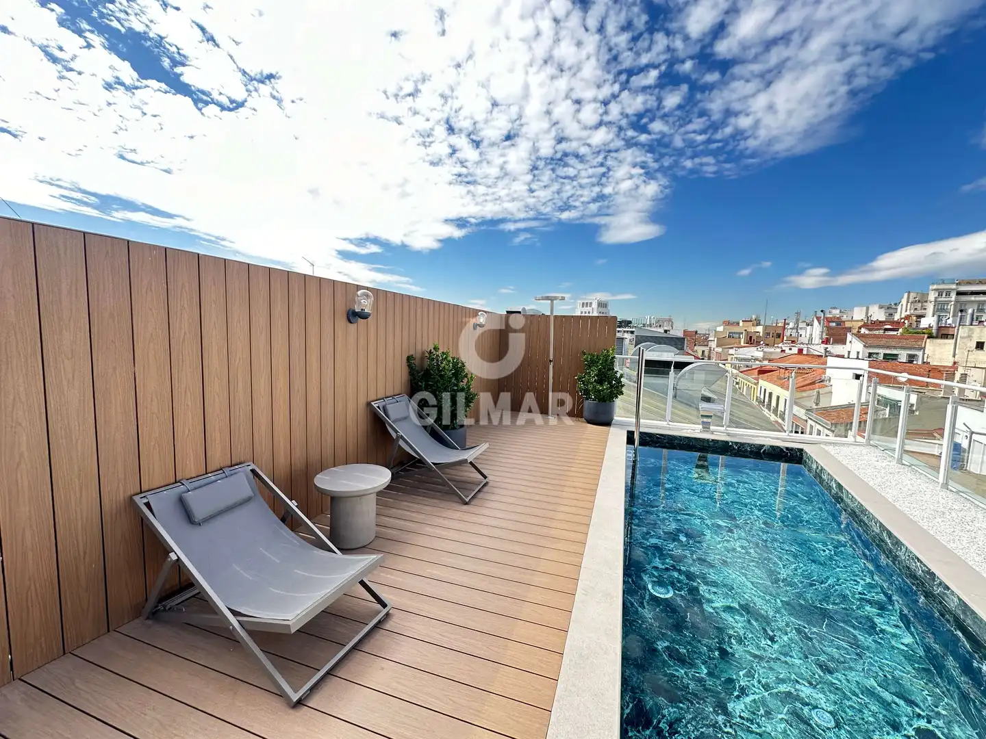 Terrassa de Pis en venda en Madrid amb Calefacció, Piscina i Moblat