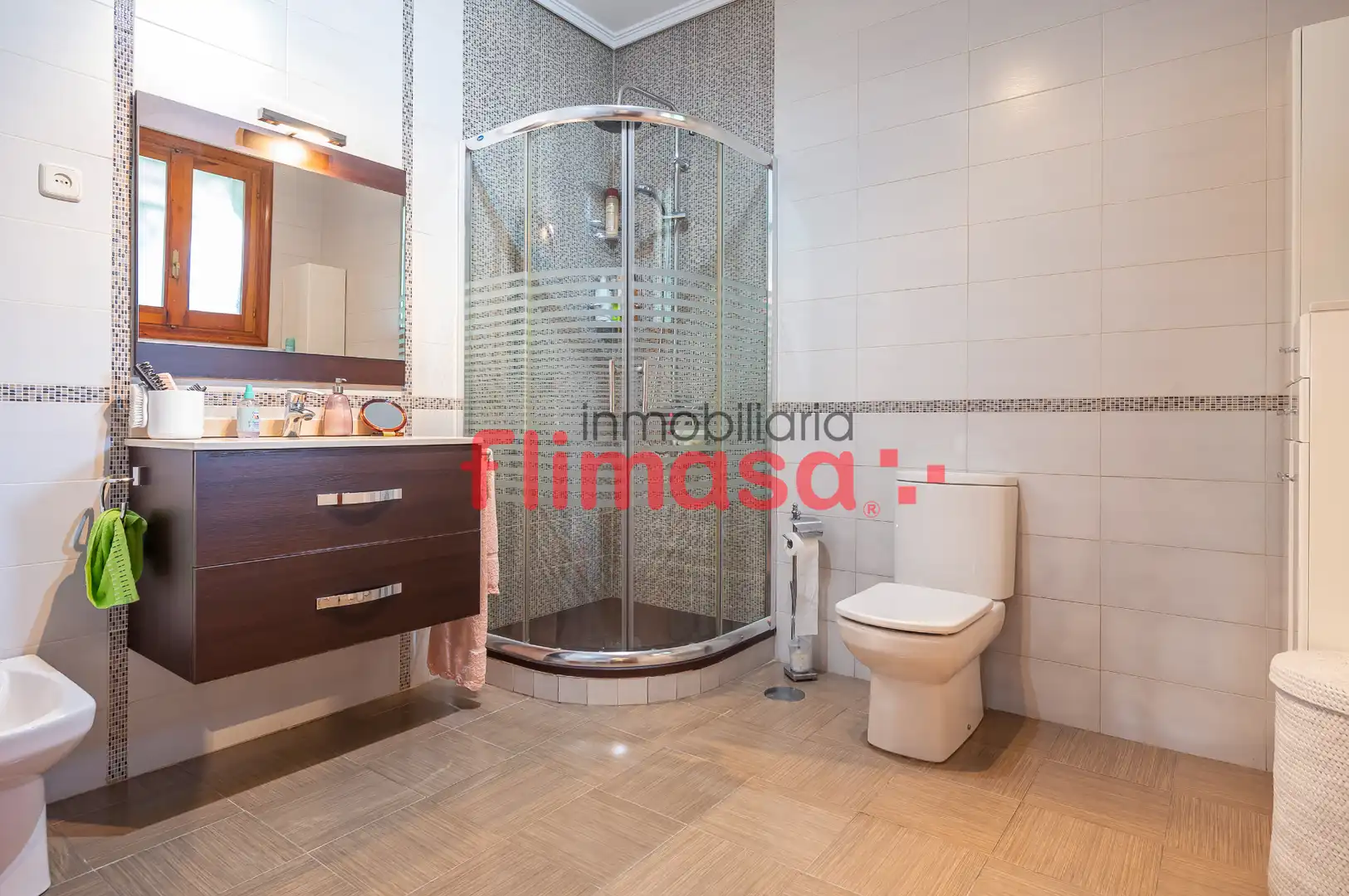 Bathroom of Houses for sale in Villaviciosa de Odón  with Air Conditioner, Heating and Private garden