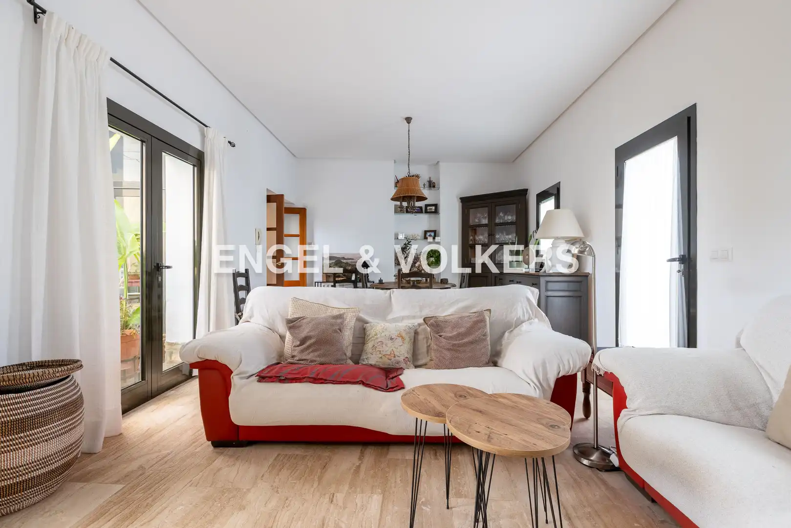 Sala d'estar de Casa o xalet en venda en El Puerto de Santa María amb Aire condicionat, Calefacció i Terrassa