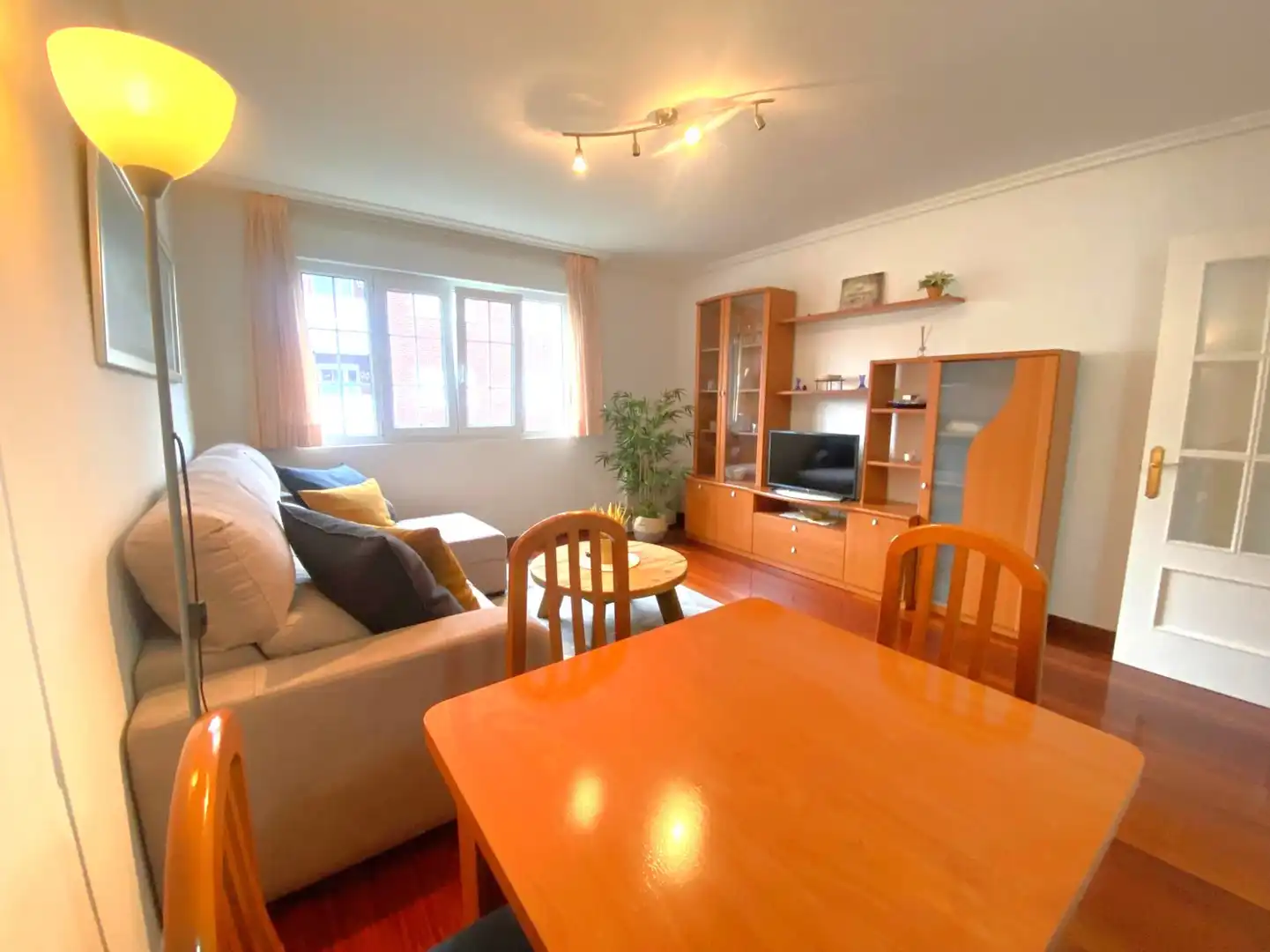 Flat for rent in Puente San Miguel - C/Mies de Argudín, Reocín