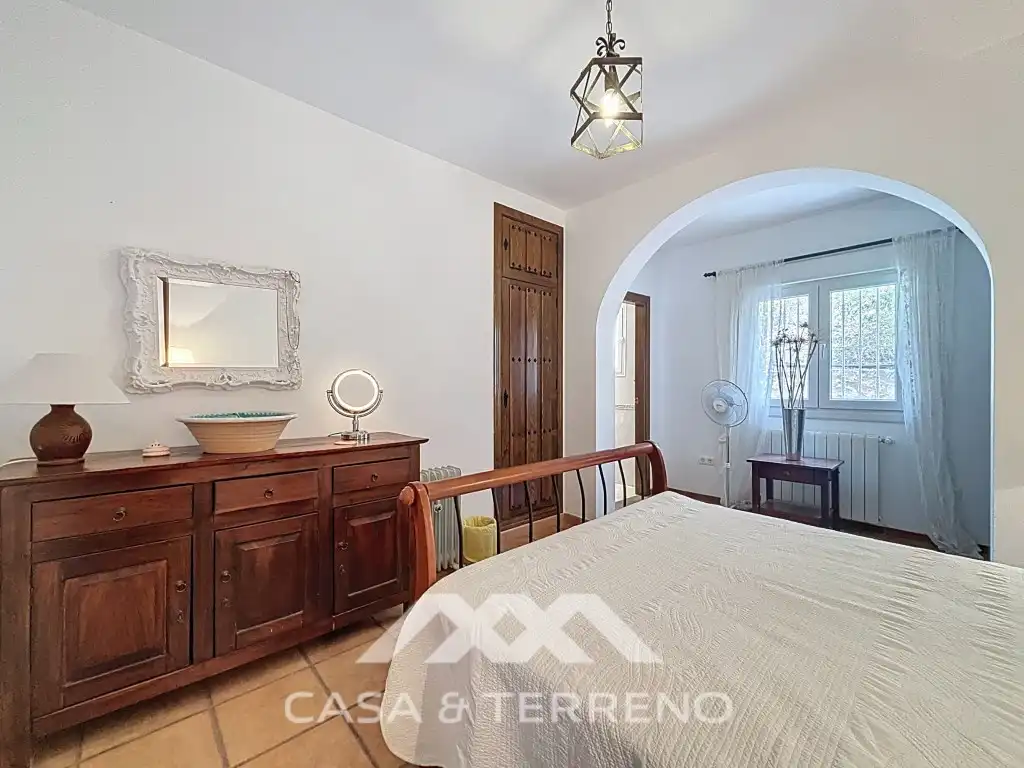 Dormitori de Casa o xalet en venda en Canillas de Albaida amb Aire condicionat, Calefacció i Jardí privat