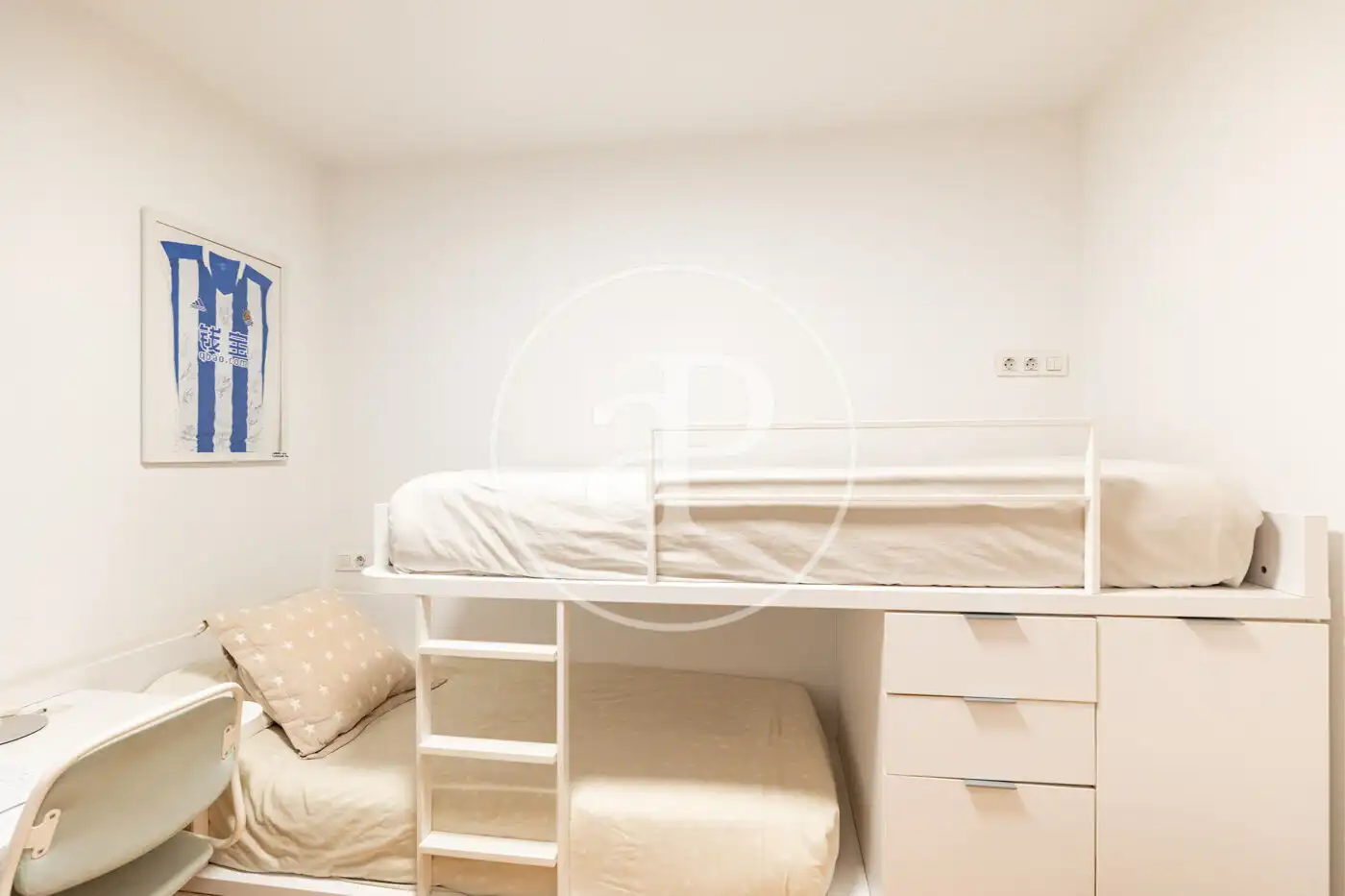 Bedroom of Flat for sale in Barcelona  with Air Conditioner, Heating and Terrace
