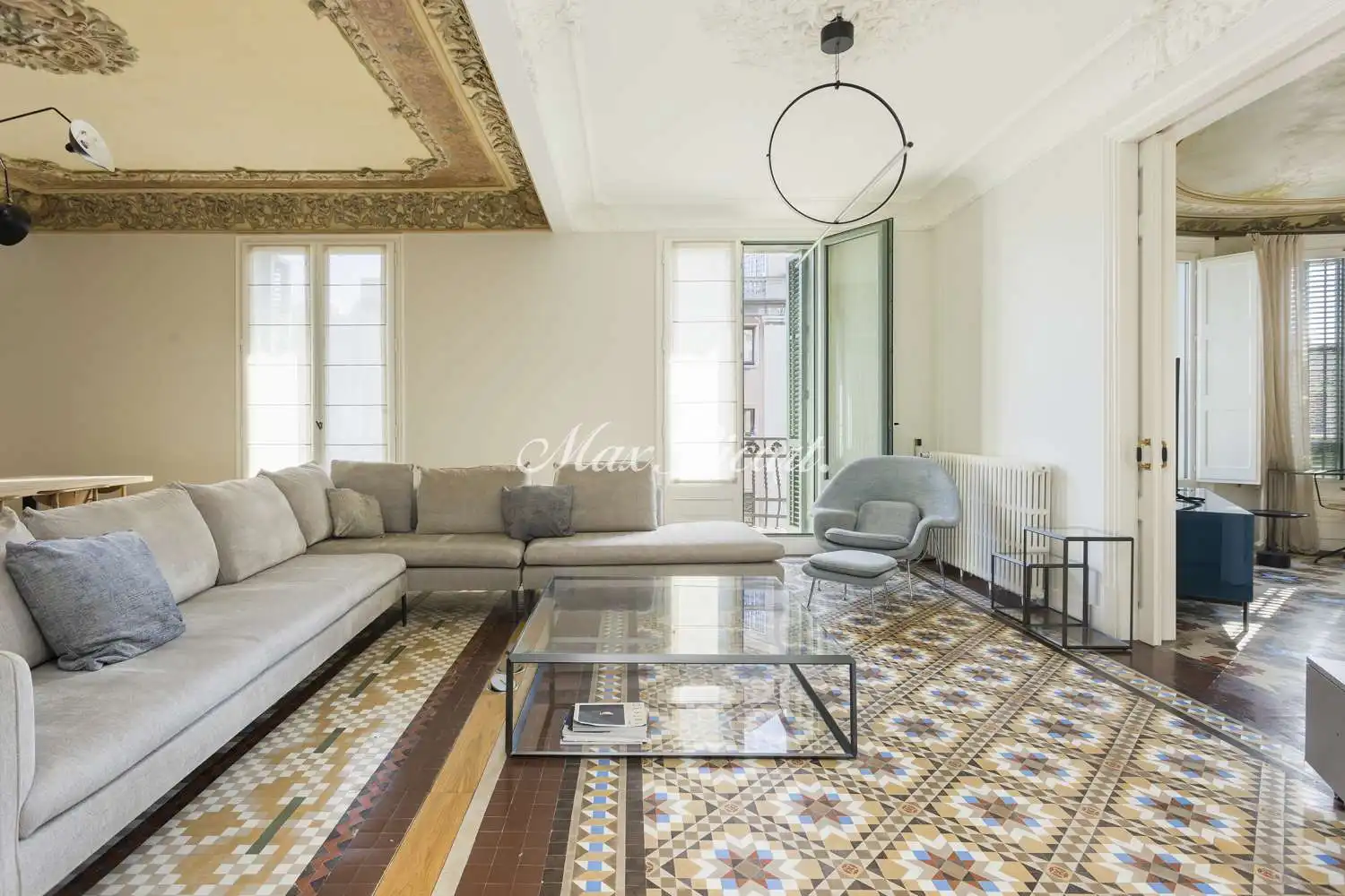 Dachboden zur Miete in N/A, Dreta de l'Eixample