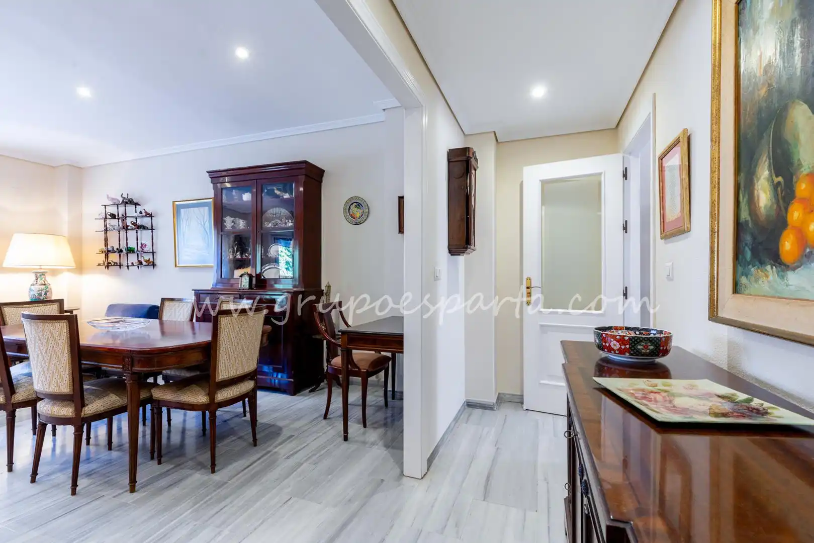 Dining room of Flat for sale in Sevilla  with Air Conditioner and Terrace