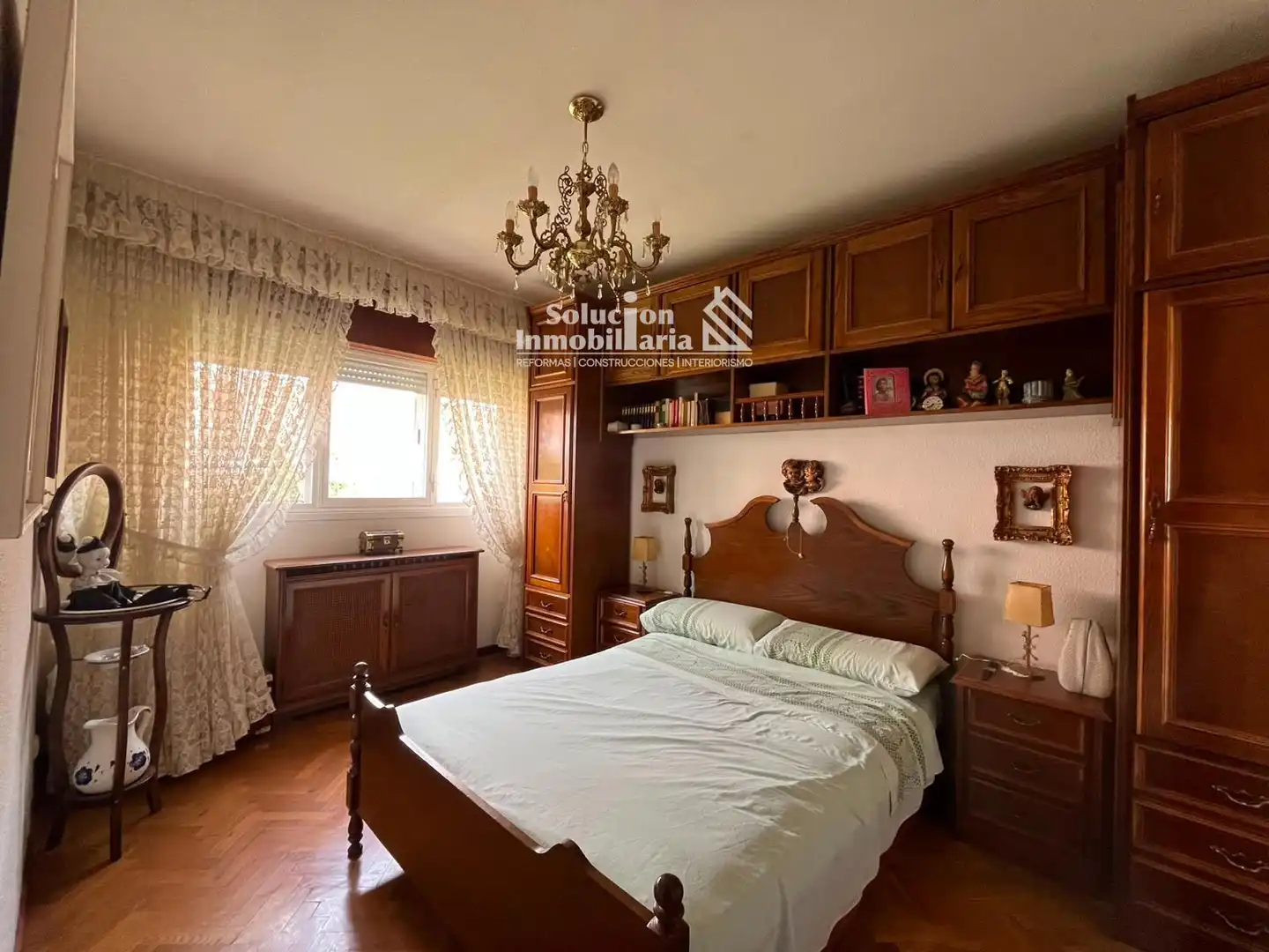 Habitación de Casa adosada en venta en Salamanca con Calefacción, Jardín privado y Terraza