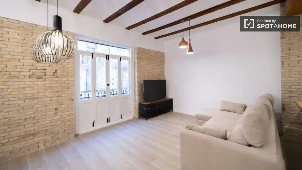 Appartamento con terrazza in affitto a L'Eixample, imagen 6